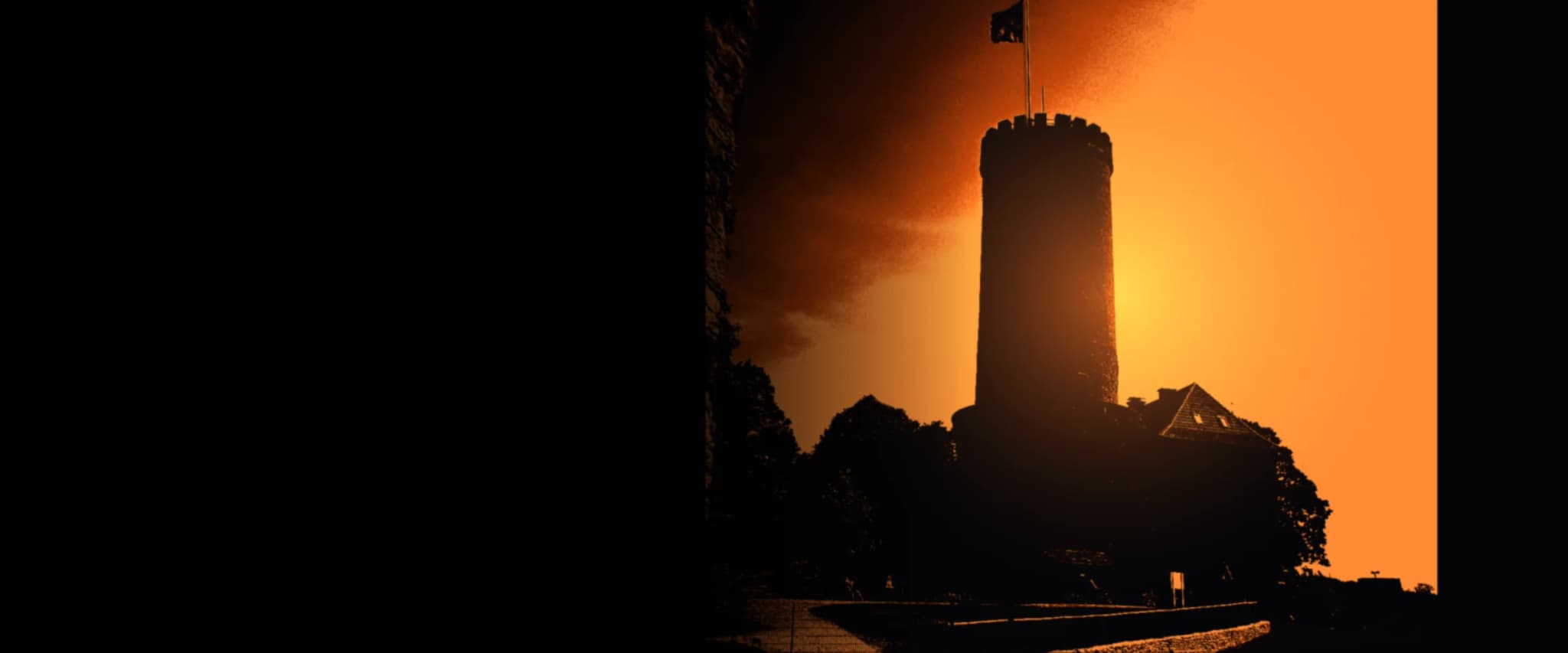 Die Sparrenburg in Bielefeld im Gegenlicht